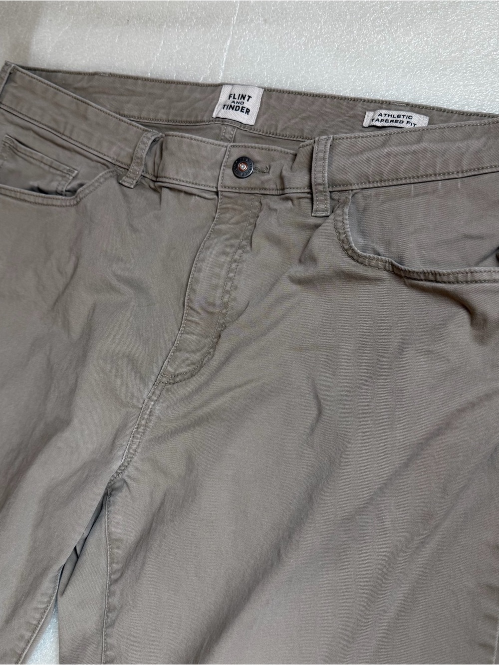 Flint and Tinder Pants Men’s 38x30 (tag 38x32) Straight Fit Chino Stretch Cotton